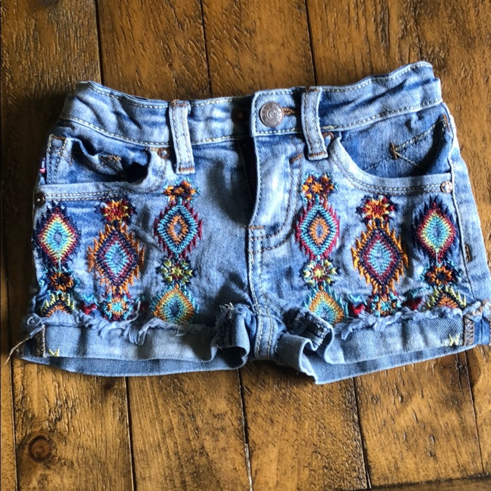 Vigoss Embroidered Jean Shorts